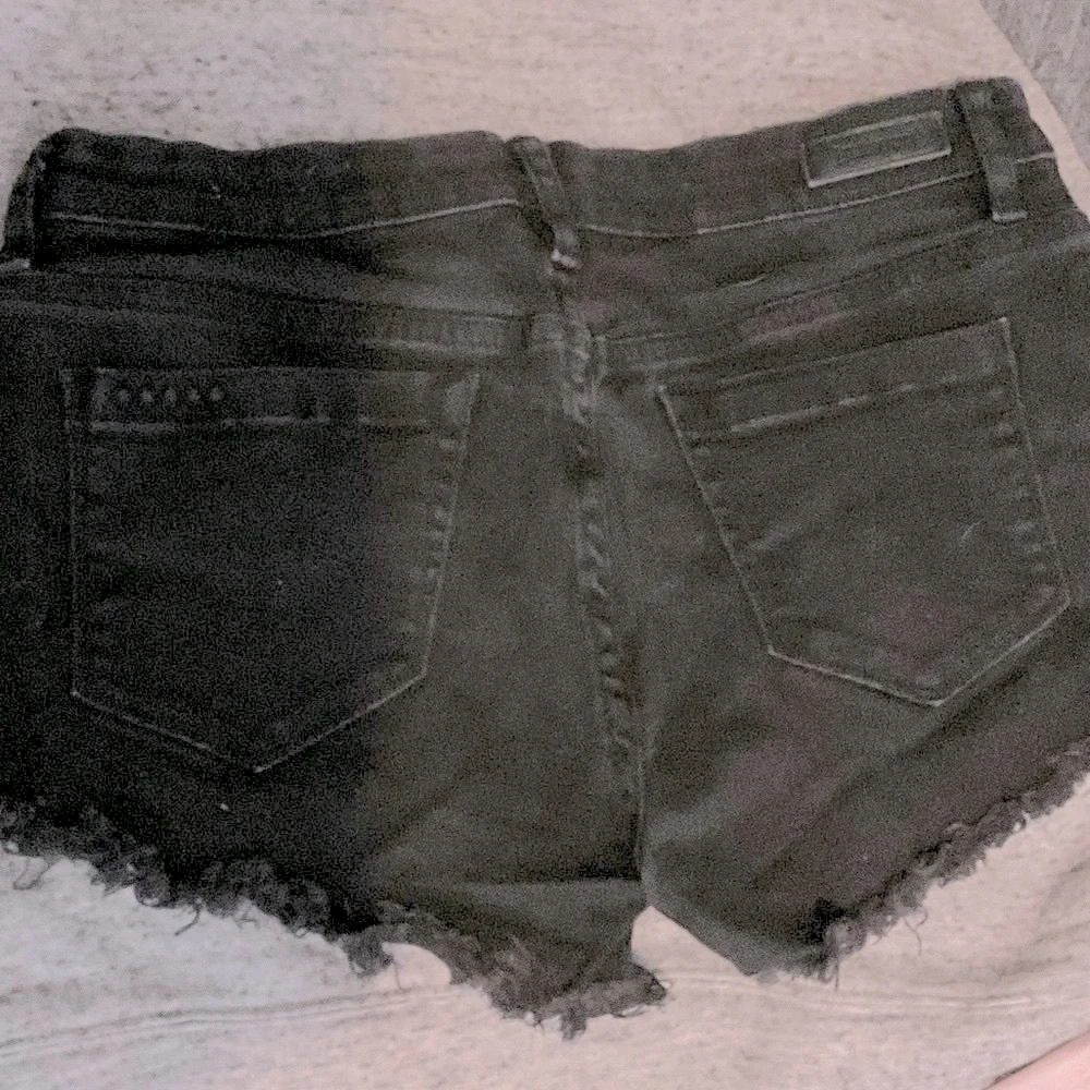 🔴Blank NYC Short Shorts Black Size 26 Little Queenie Vintage